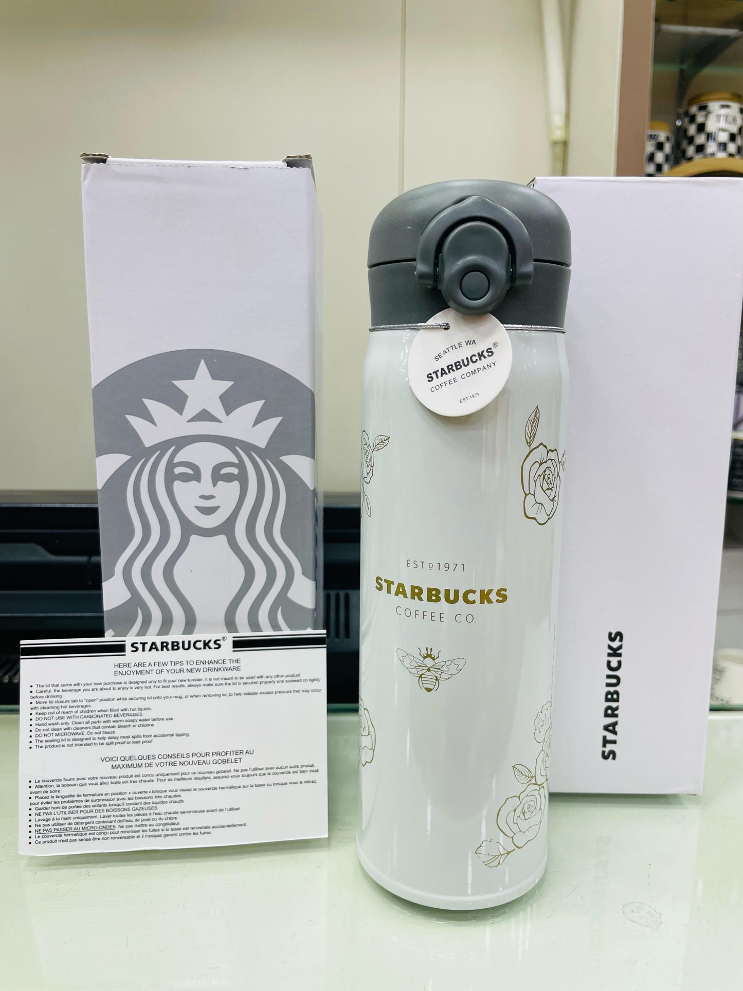 Starbucks Insulated Travel Water Bottle Mug Drink 500ml