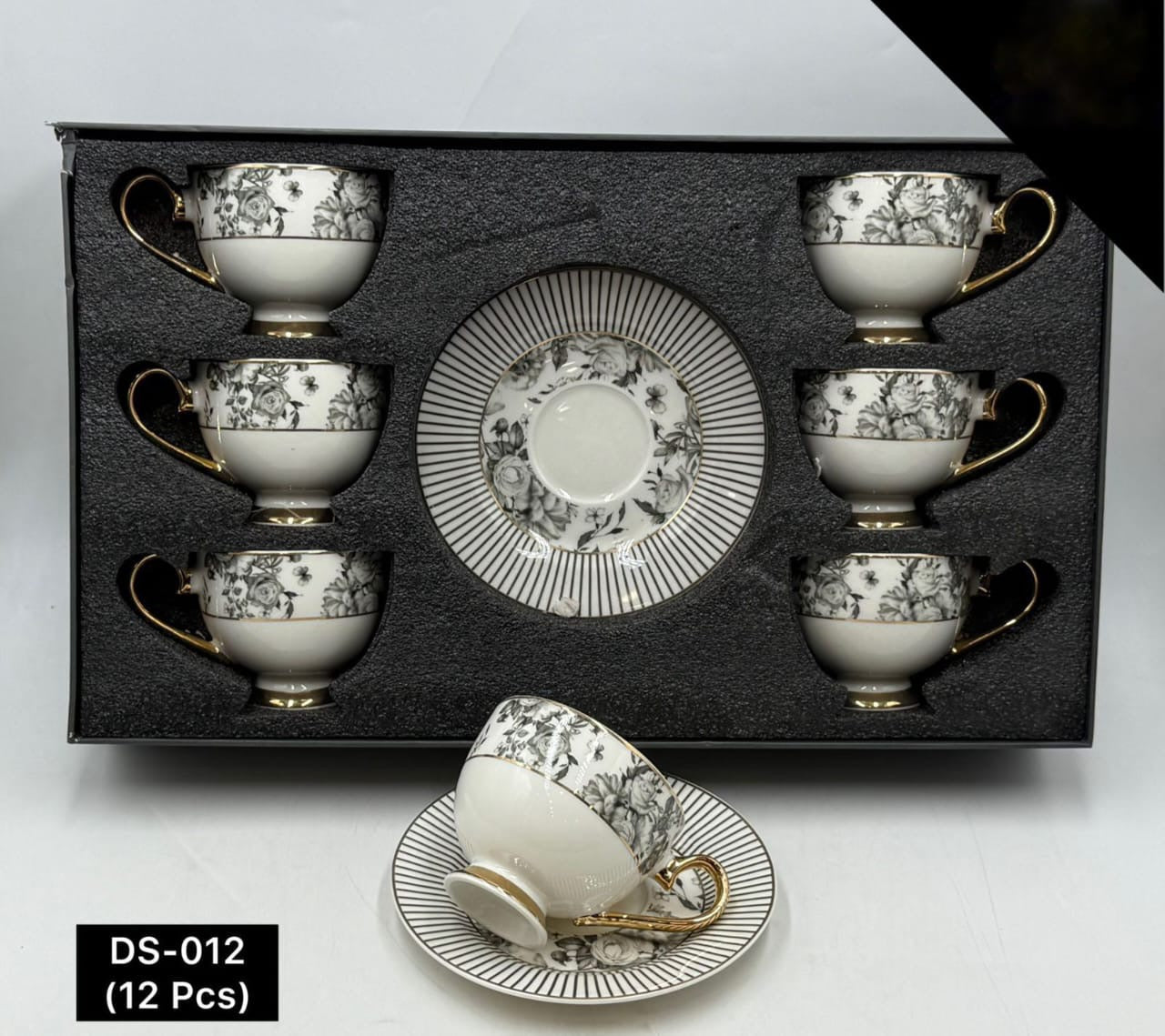 12 Pcs Cup & Saucers Set