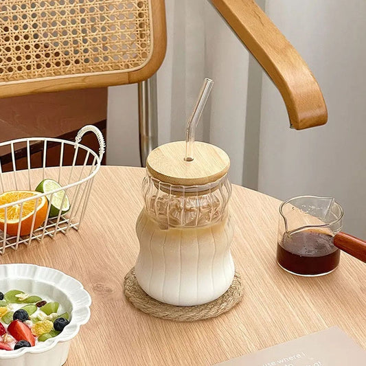 530ML Ripple Shaped Vintage Borosilicate Glass with Wooden Lid and Glass Straw (Floret)