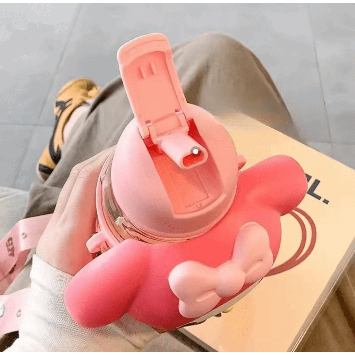 ✨ Make Hydration Fun! Cute Character Water Bottle –  Adorable Character Water Bottle for Girls (with Long Strap)