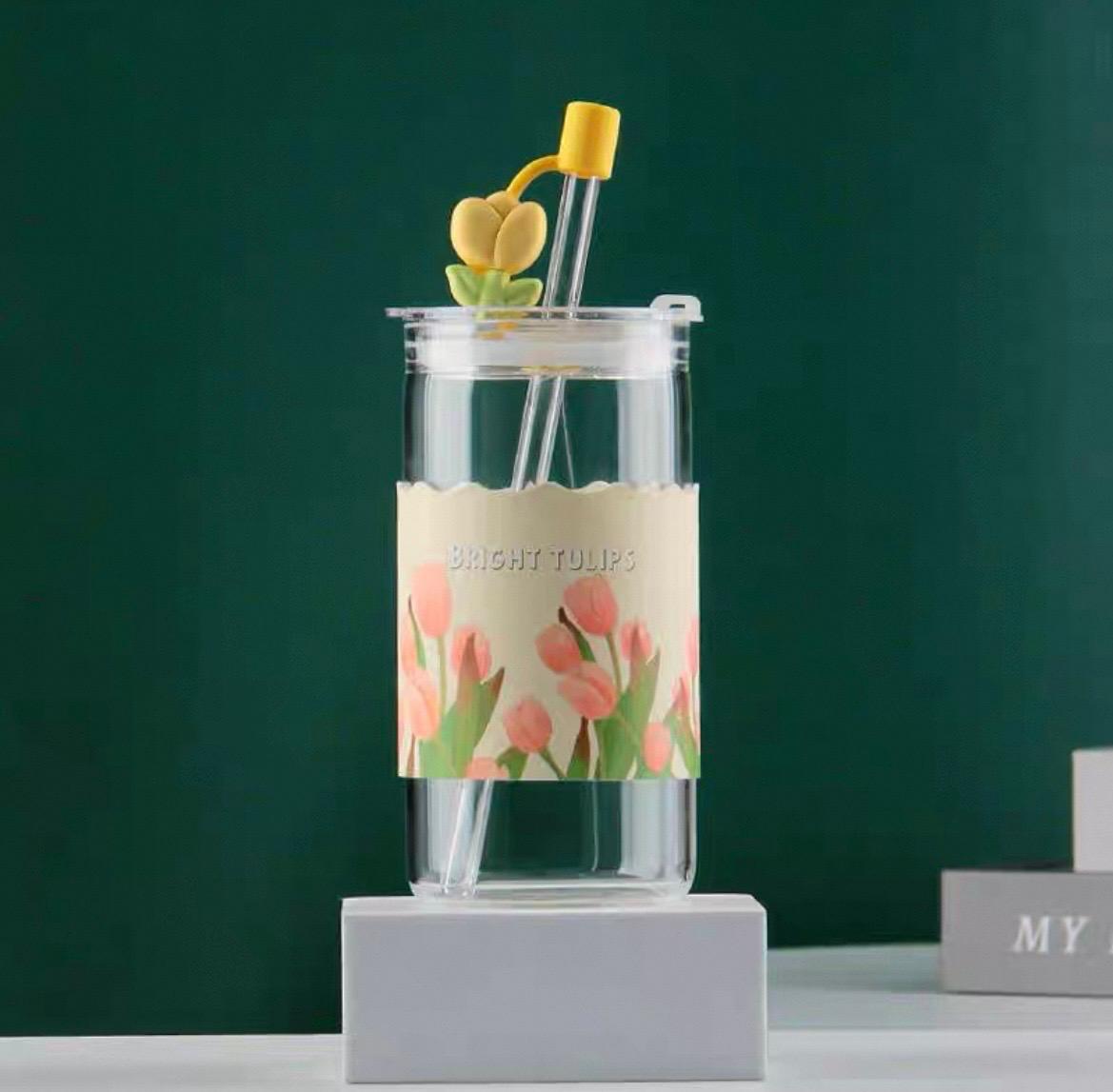 530ML Ripple Shaped Vintage Borosilicate Glass with Wooden Lid and Glass Straw (Floret)